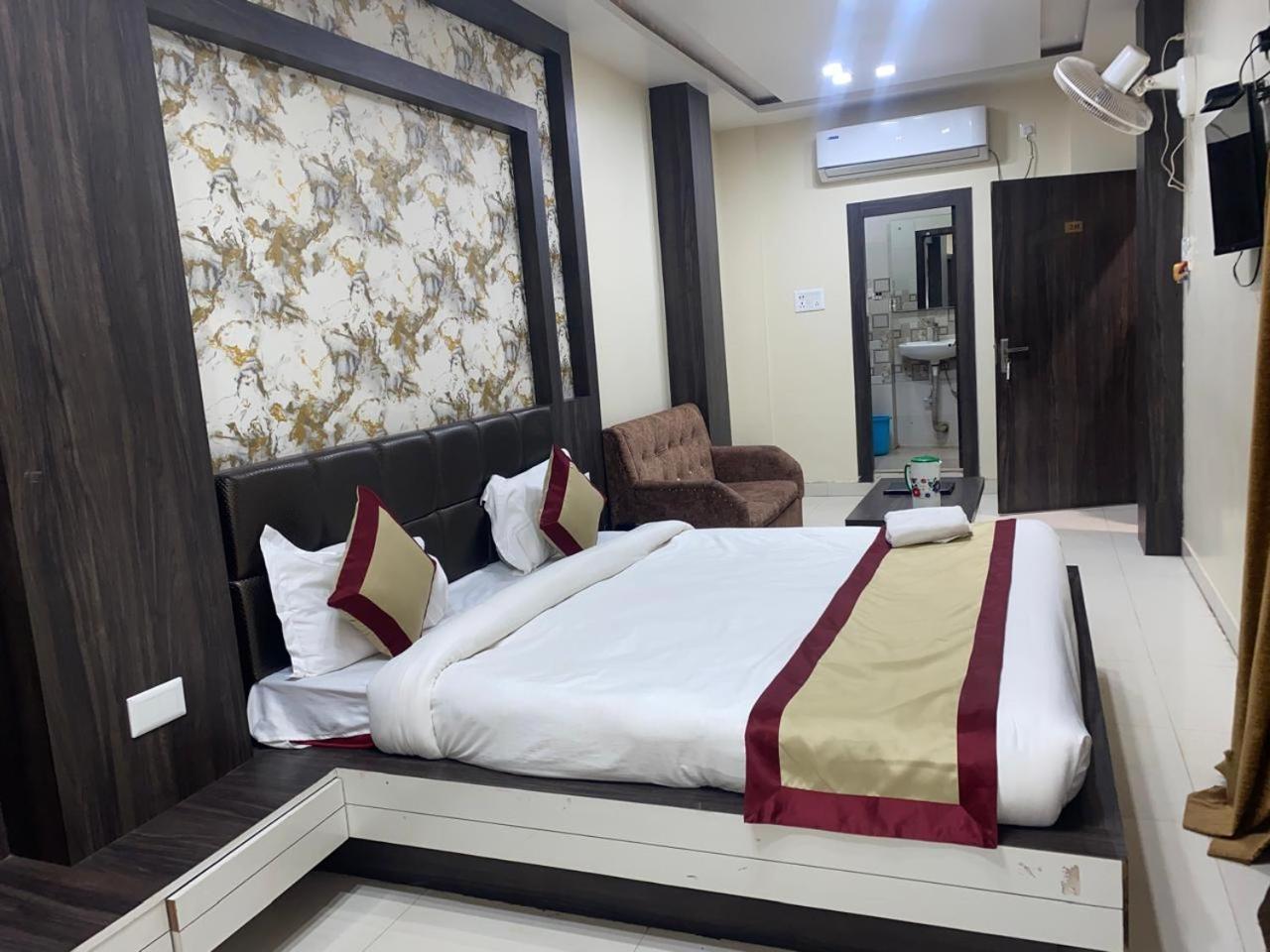 Hotel New Grand Deoghar Exterior photo
